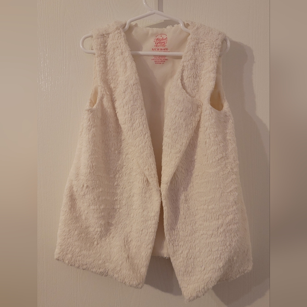 FADED GLORY Girls Youth Size Small 6- 6X Off White Faux Fur Open Front Vest